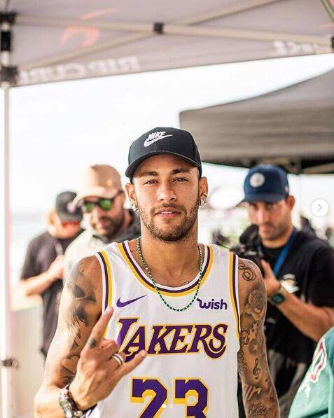 随后前扑完 随后前扑完